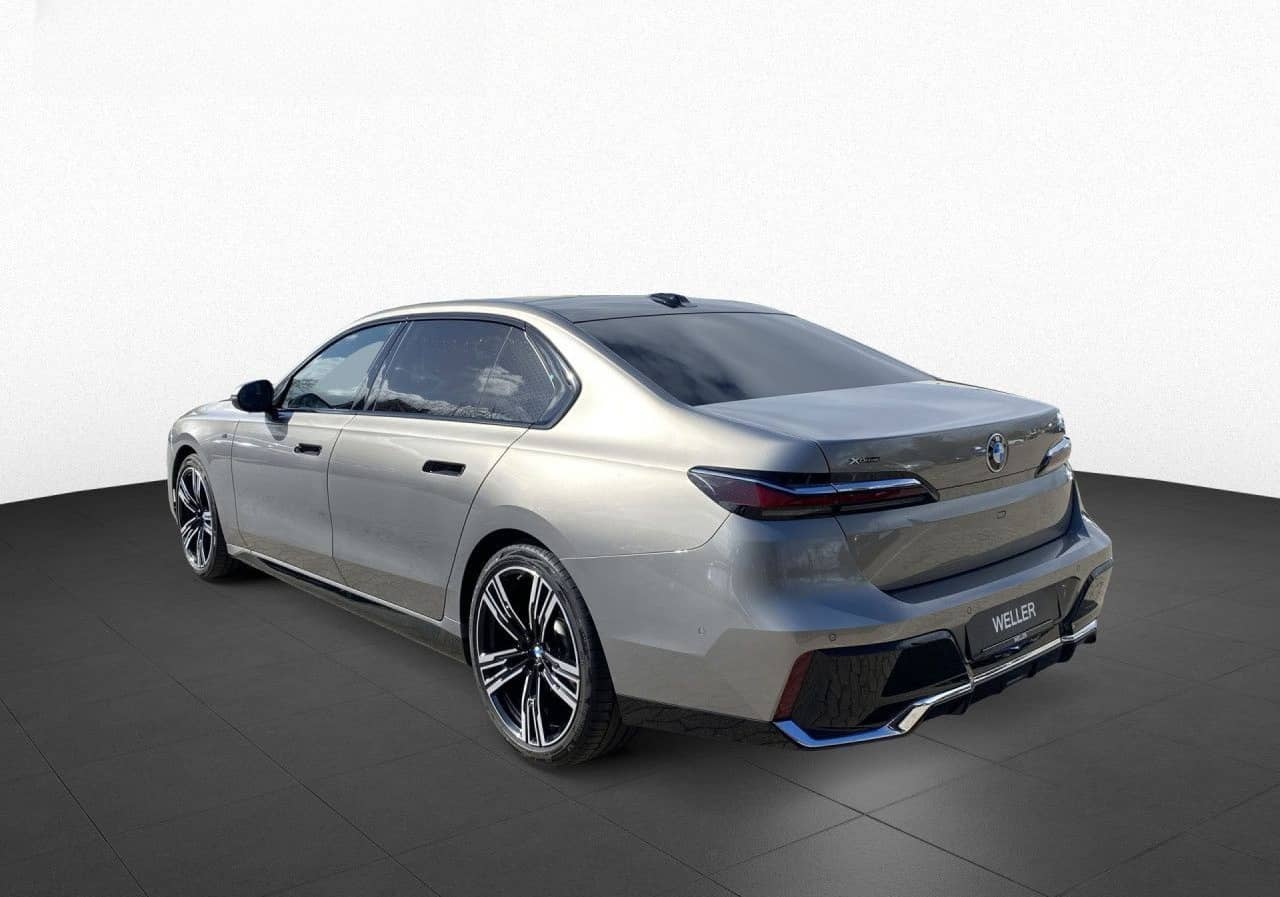 BMW 740d xDrive M SPORT AHK,SkyL,StHz,HUD,360° foto 6