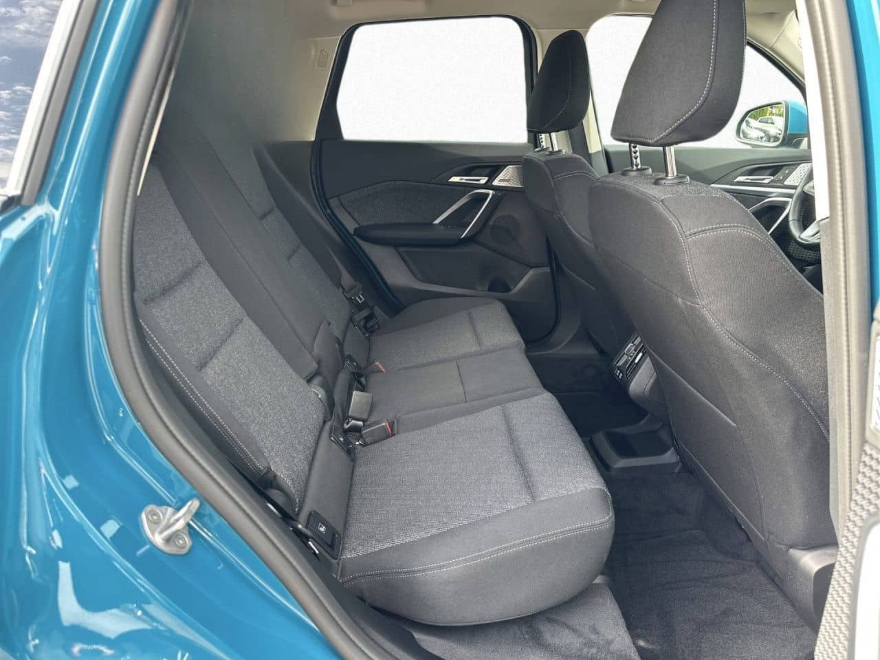 BMW X1 sDrive20i Aut. AdLED,AHK,Kamera,H/K,St+Go,17" foto 12