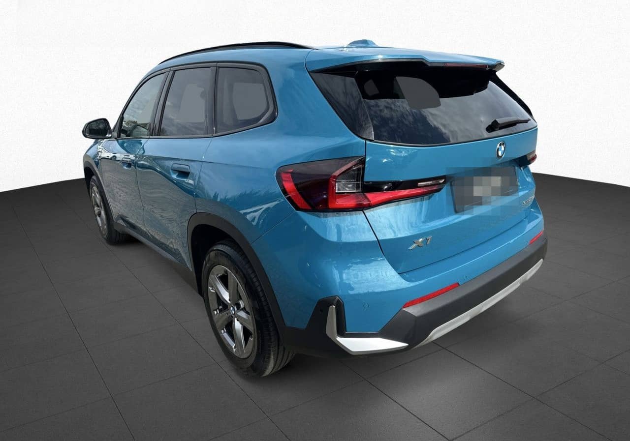 BMW X1 sDrive20i Aut. AdLED,AHK,Kamera,H/K,St+Go,17" foto 6