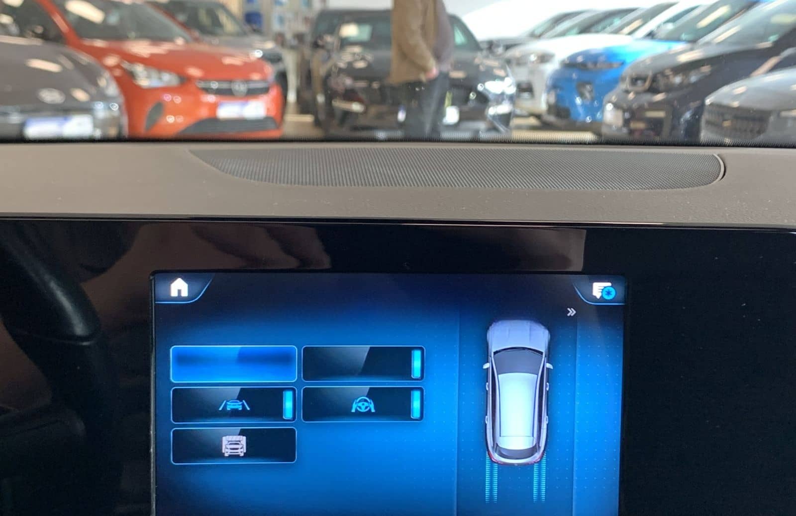 Mercedes-Benz CLA 250 Shooting Brake e Pano. LED Navi PDC SHZ foto 17