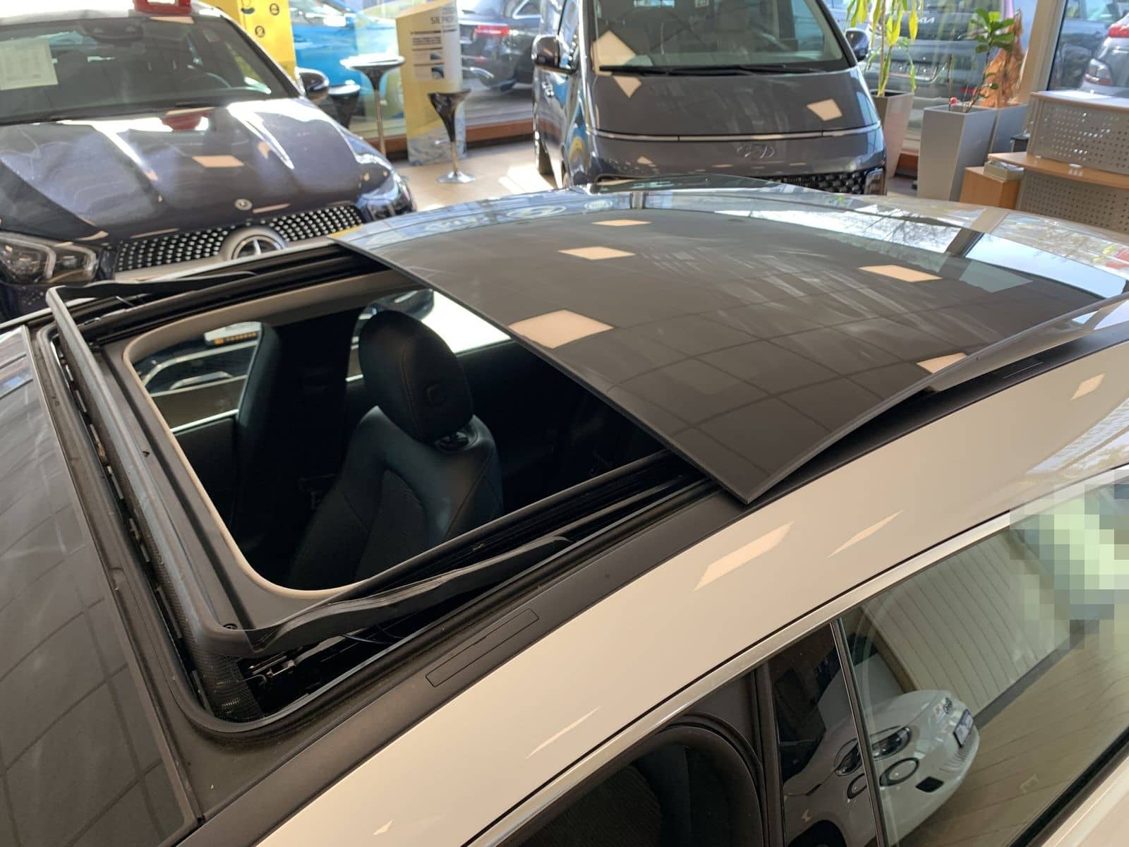 Mercedes-Benz CLA 250 Shooting Brake e Pano. LED Navi PDC SHZ foto 22