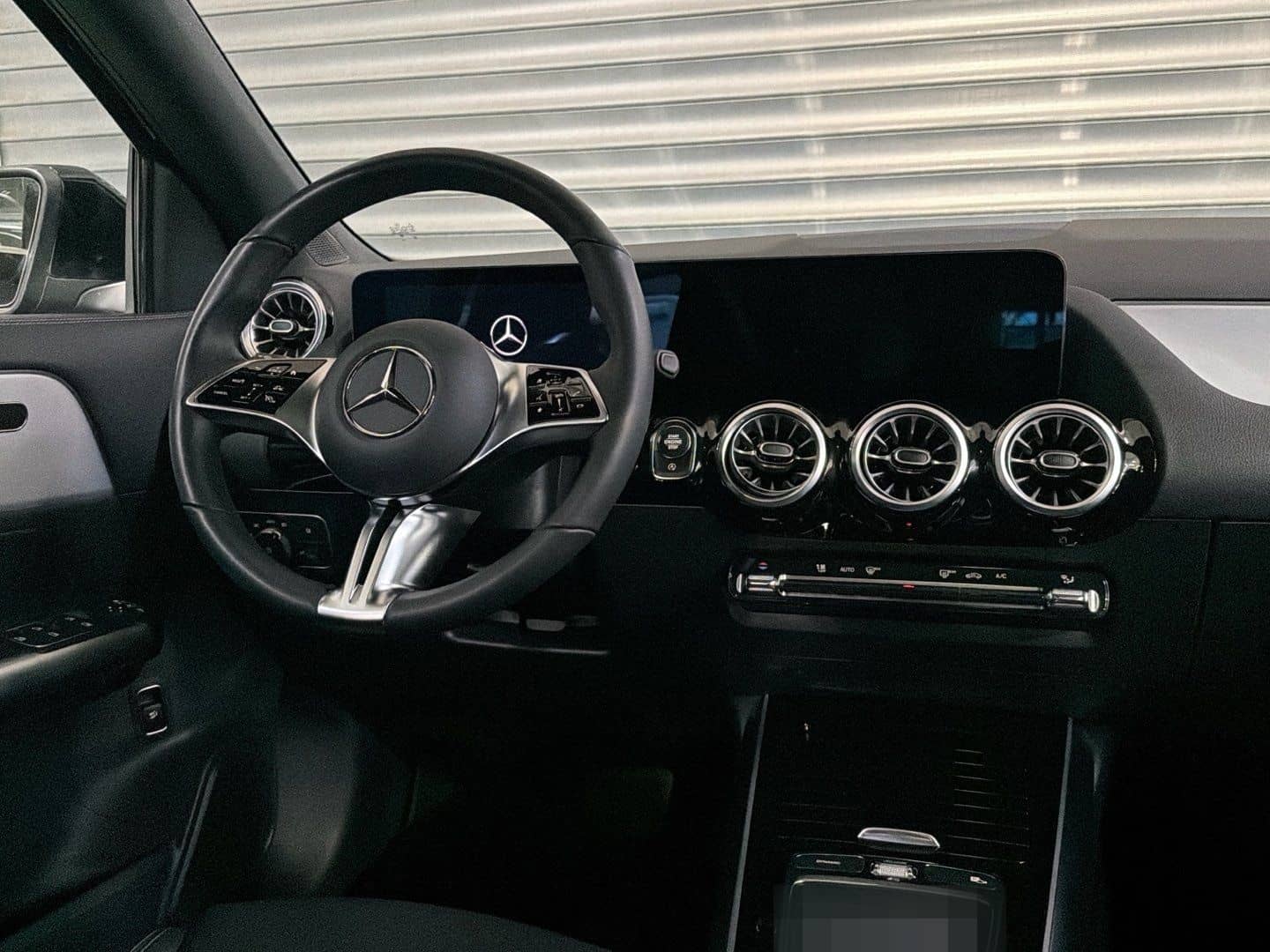 Mercedes-Benz GLA 200 Progressive Multibeam-LED Panorama 360°K foto 9