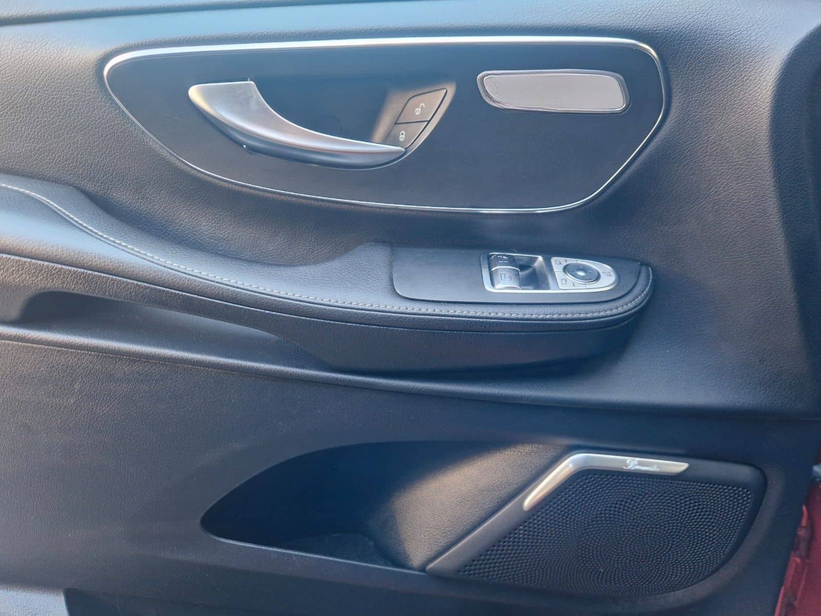 Mercedes-Benz V 250 AMG LED AHK 360K 7-Sitzer foto 16