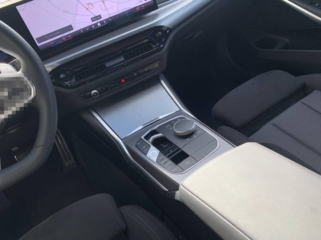 BMW 330i xDrive Touring M Sport|18"LMR|Stop&Go|Parka foto 12