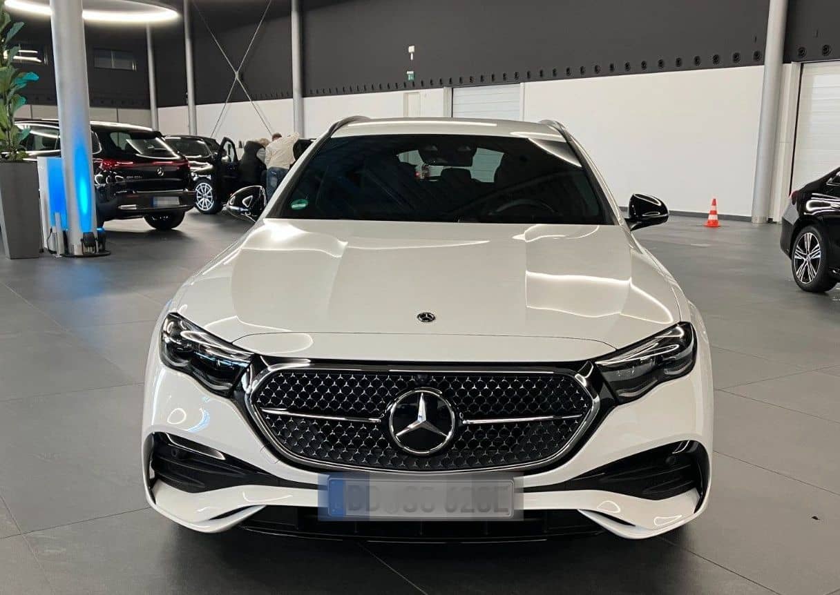 Mercedes-Benz E 300 E T-Modell E 300 de AMG Line Advanced Plus foto 2