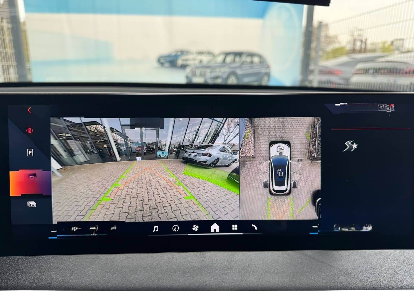 BMW iX M70 xDrive M Sport Pro B&W Pano AHK Autobahna foto 12