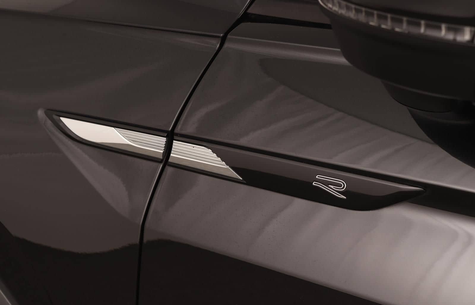 Volkswagen Tiguan Allspace 2.0 TSI  R-Line 4Motion DSG AHK  foto 21