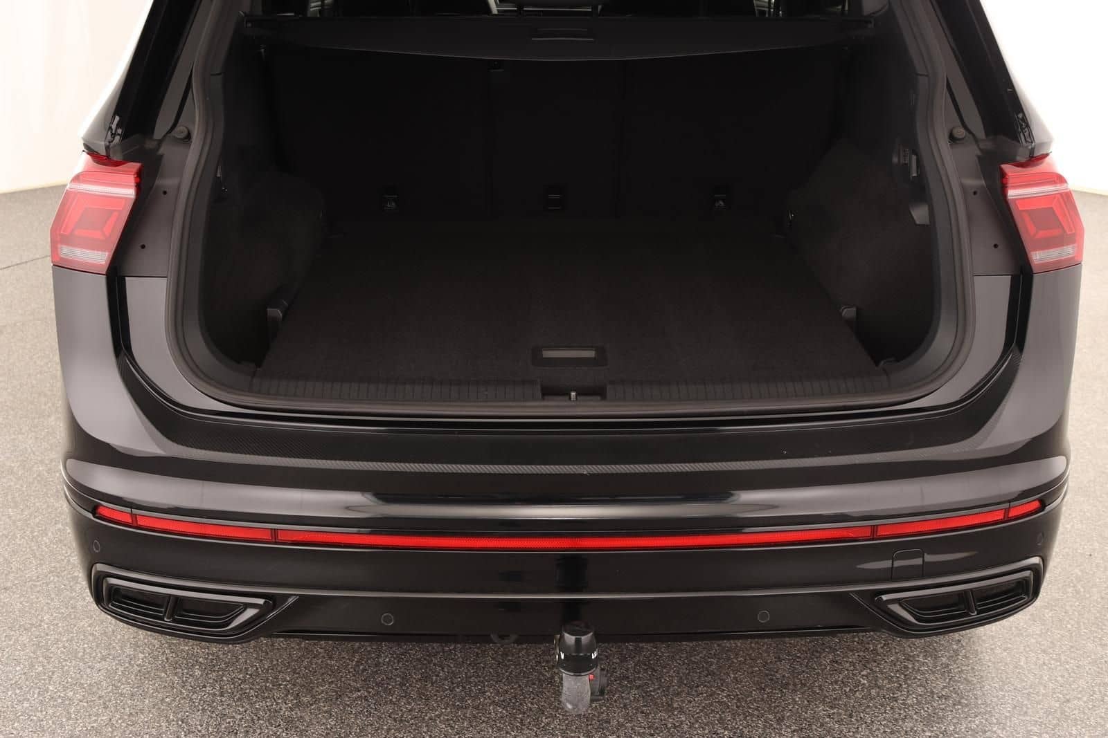 Volkswagen Tiguan Allspace 2.0 TSI  R-Line 4Motion DSG AHK  foto 9