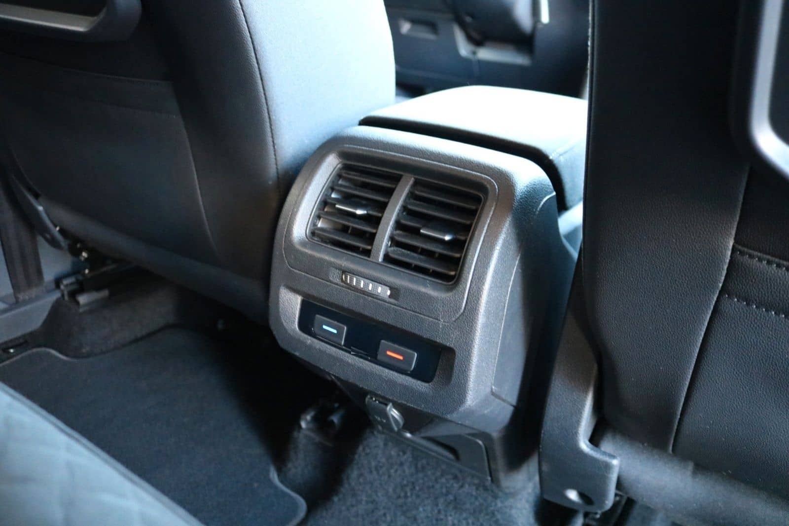 Volkswagen Touran 1.6D IQ.DRIVE*7-Sitzer*Parklenkassistent* foto 15