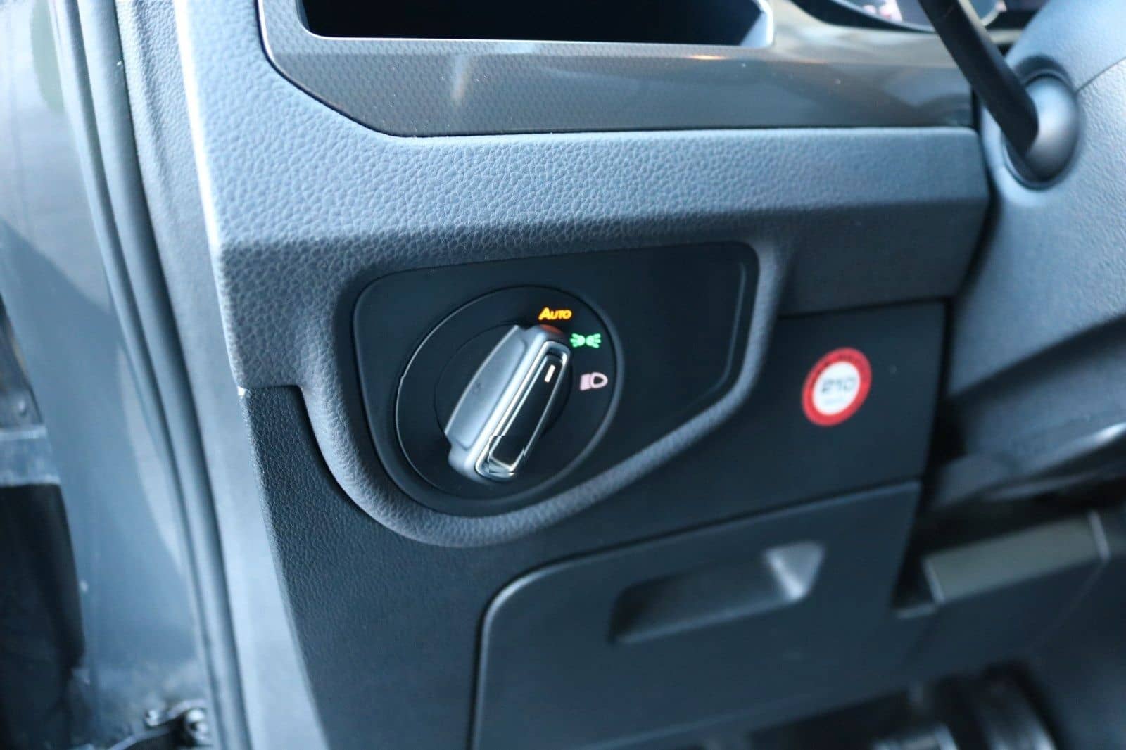 Volkswagen Touran 1.6D IQ.DRIVE*7-Sitzer*Parklenkassistent* foto 8