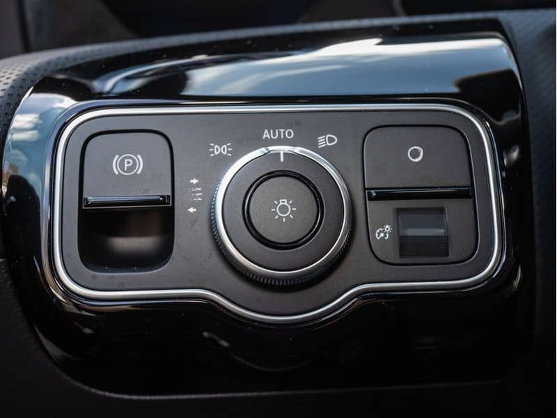 Mercedes-Benz CLA 200 d SB AMG-Sport/LED/Cam/Pano/Night/Keyl foto 24