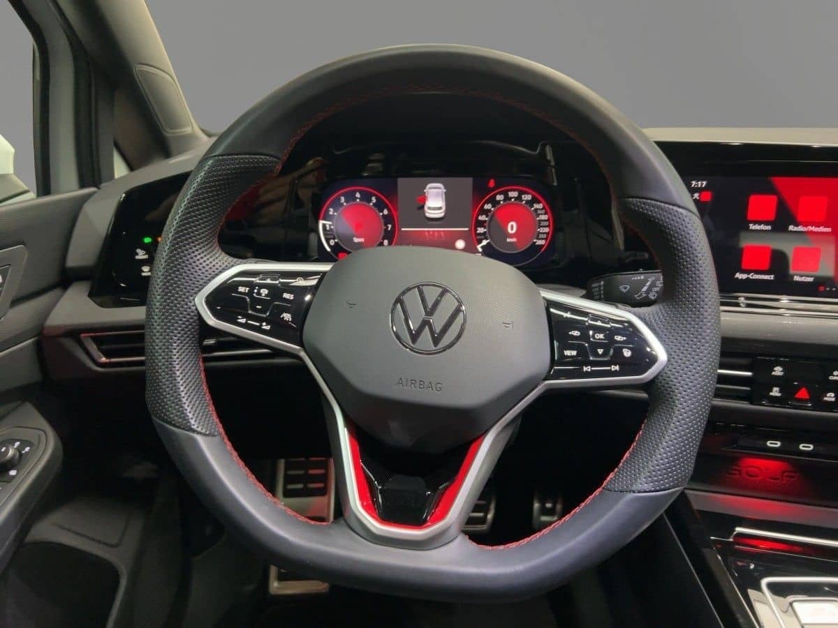 Volkswagen Golf VIII 2.0 TSI GTI DSG Clubsport Pano IQ.Ligh foto 13