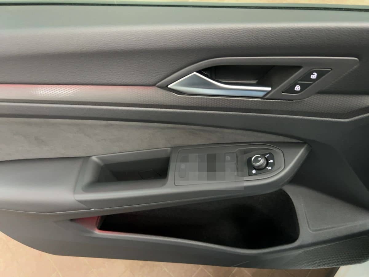 Volkswagen Golf VIII 2.0 TSI GTI DSG Clubsport Pano IQ.Ligh foto 18