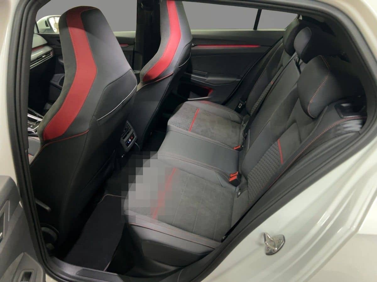 Volkswagen Golf VIII 2.0 TSI GTI DSG Clubsport Pano IQ.Ligh foto 10