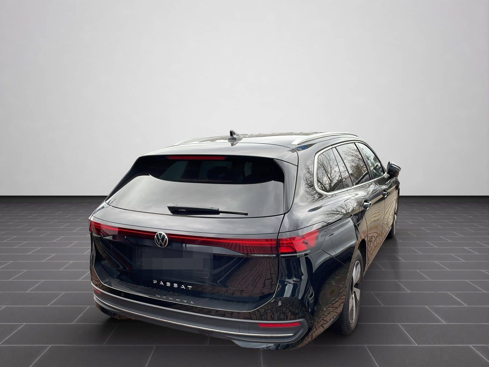 Volkswagen Passat Variant 2,0 TDI DSG AHK/RFK/NAVI/LED/IQ.D foto 2