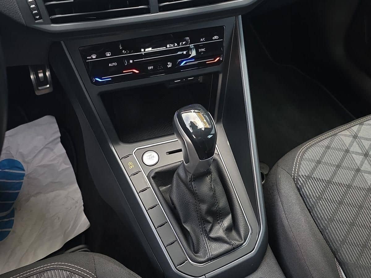 Volkswagen Polo 1.0 TSI DSG R-Line V-COCK MATRIX ACC R-KAM foto 22