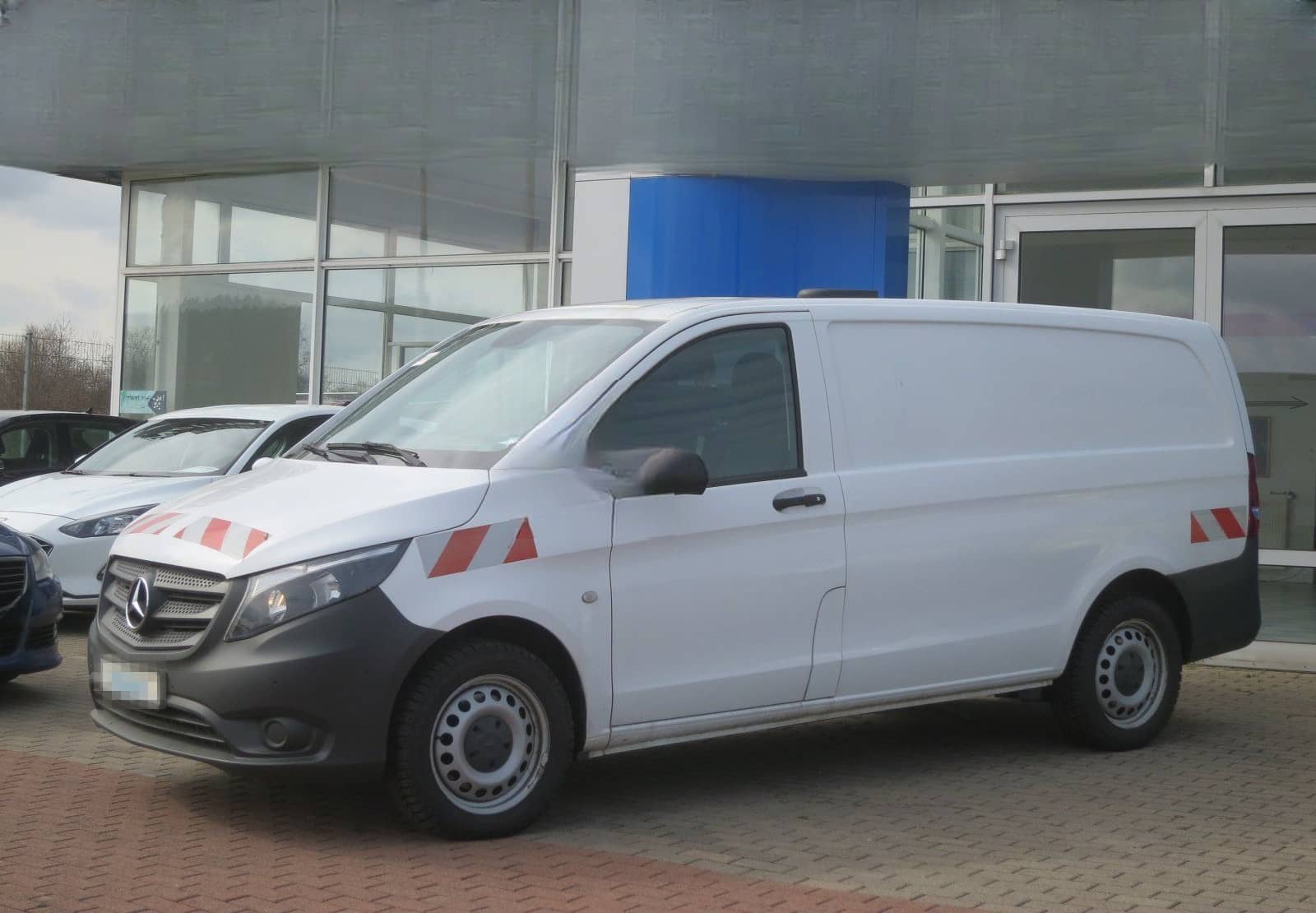 Mercedes-Benz Vito 114 CDI 4x4 lang Autom.Navi Standh. foto 2