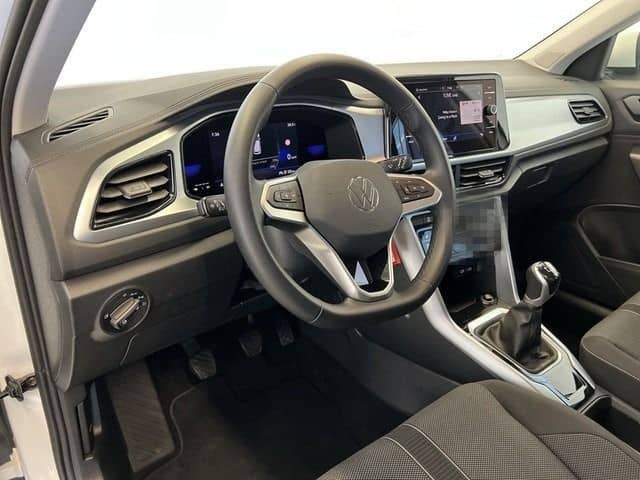 Volkswagen T-Roc 1.0 TSI Facelift Life *Navi*LED*PDC*+3J. G foto 4