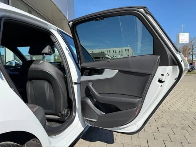 Audi A4 Limousine S line 40 TDI quattro S tronic HUD foto 11