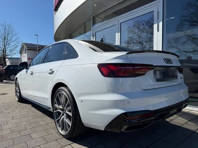 Audi A4 Limousine S line 40 TDI quattro S tronic HUD foto 17