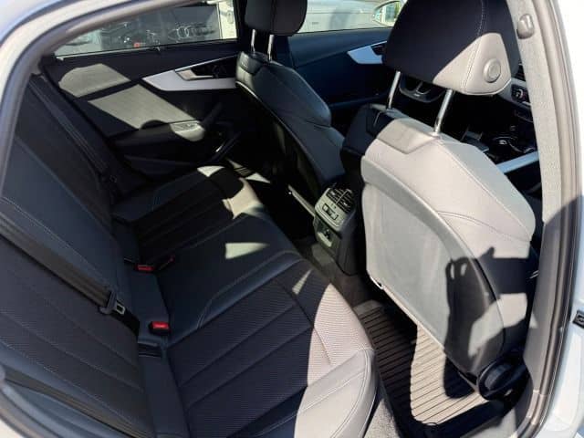 Audi A4 Limousine S line 40 TDI quattro S tronic HUD foto 9