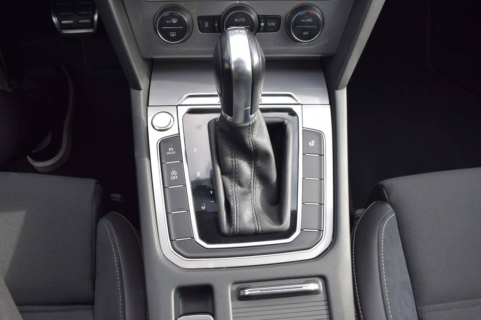 Volkswagen Passat Alltrack | Digital Cockpit | PANO | VOLL foto 21