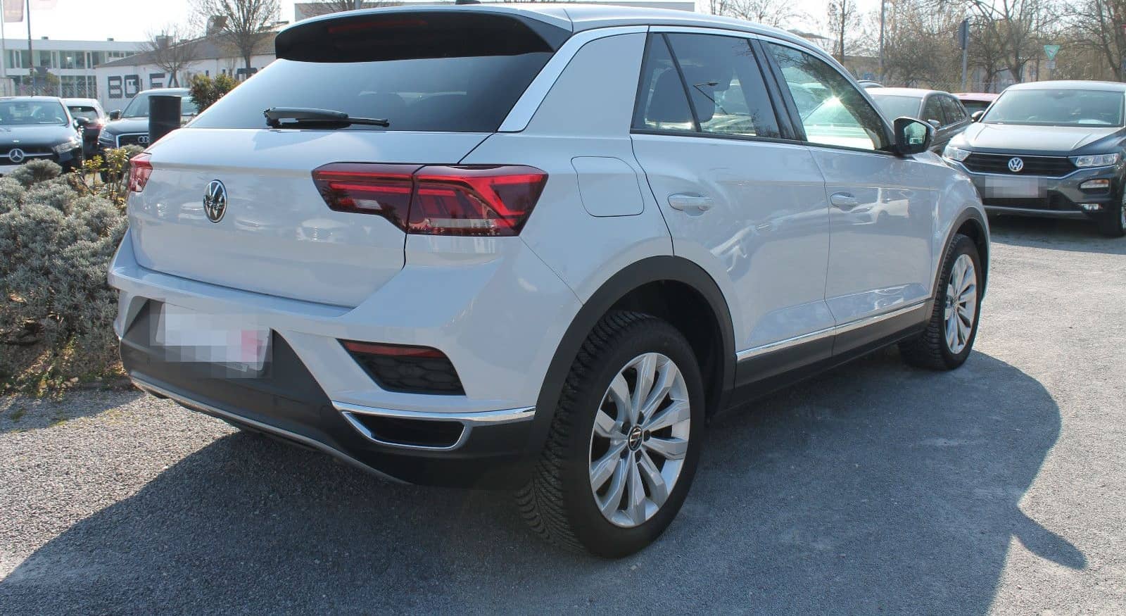 Volkswagen T-Roc DSG Sport, ACC, Kamera, Navi, Standheizung foto 3