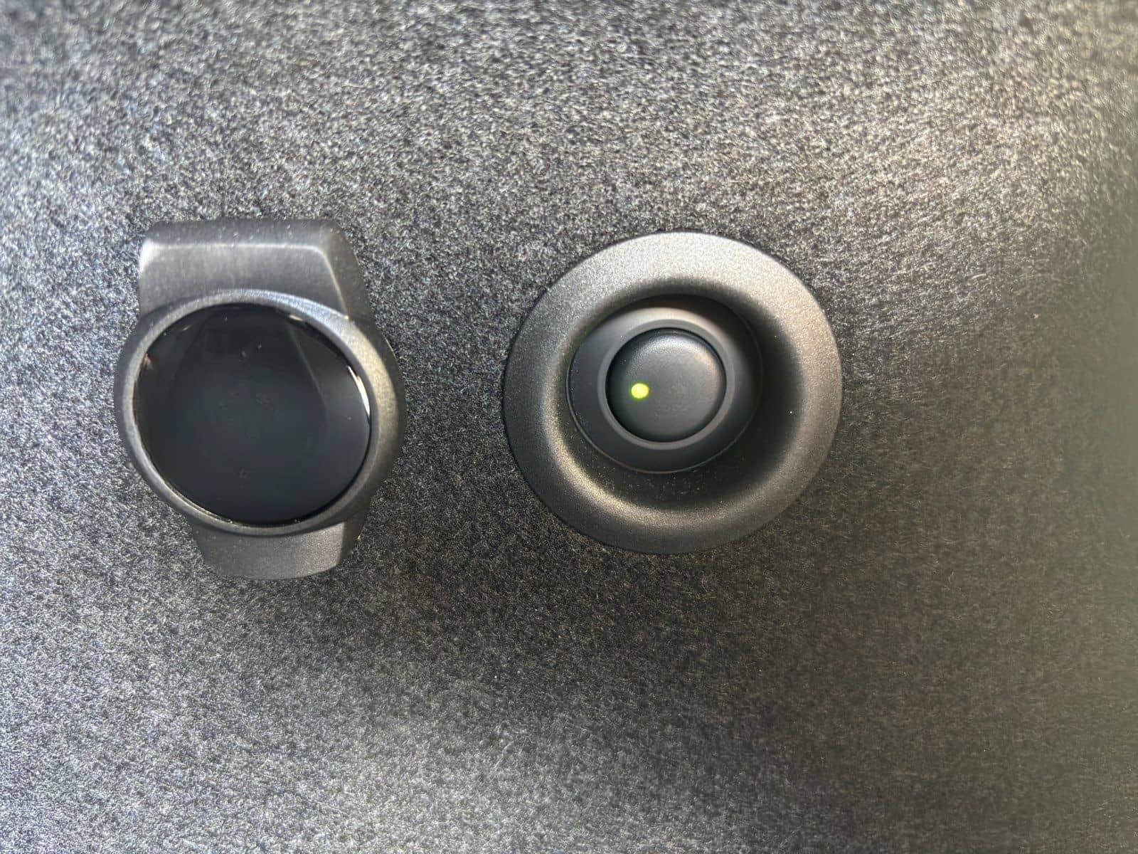 BMW X1 sDrive20i AHK/ Adapt. LED/ Keyless/ Pano foto 14