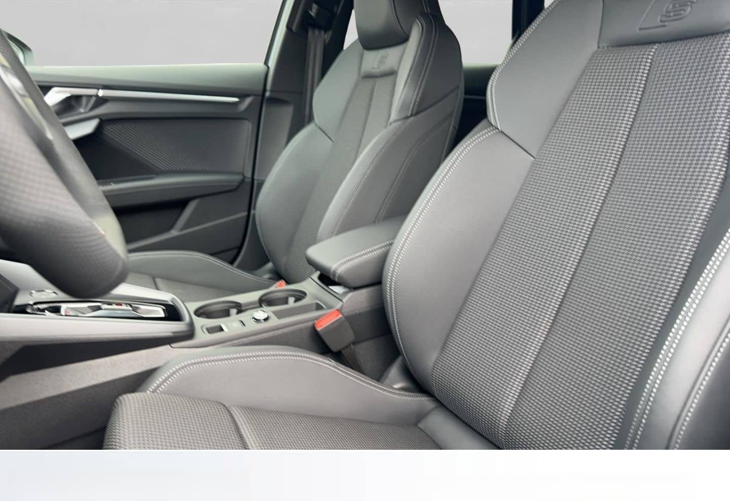 Audi A3 Sportback 35 TFSI S line Matrix+ACC+RK+CarPla foto 6