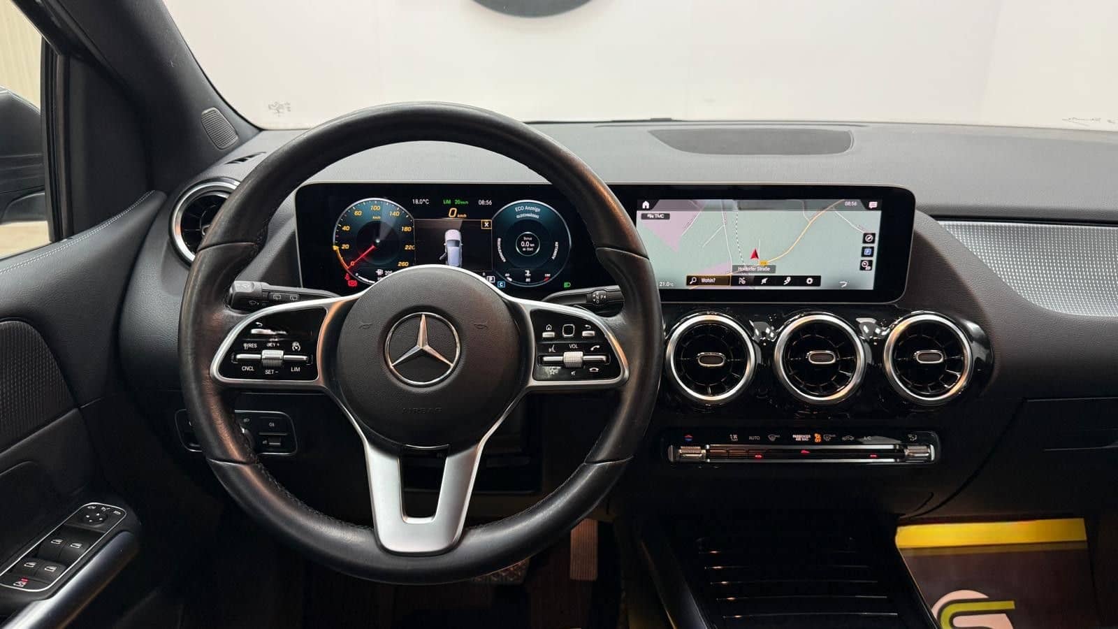 Mercedes-Benz B 180/AHK/SPURHALTE/SHZ/MFL/LED/NAVI/ foto 15