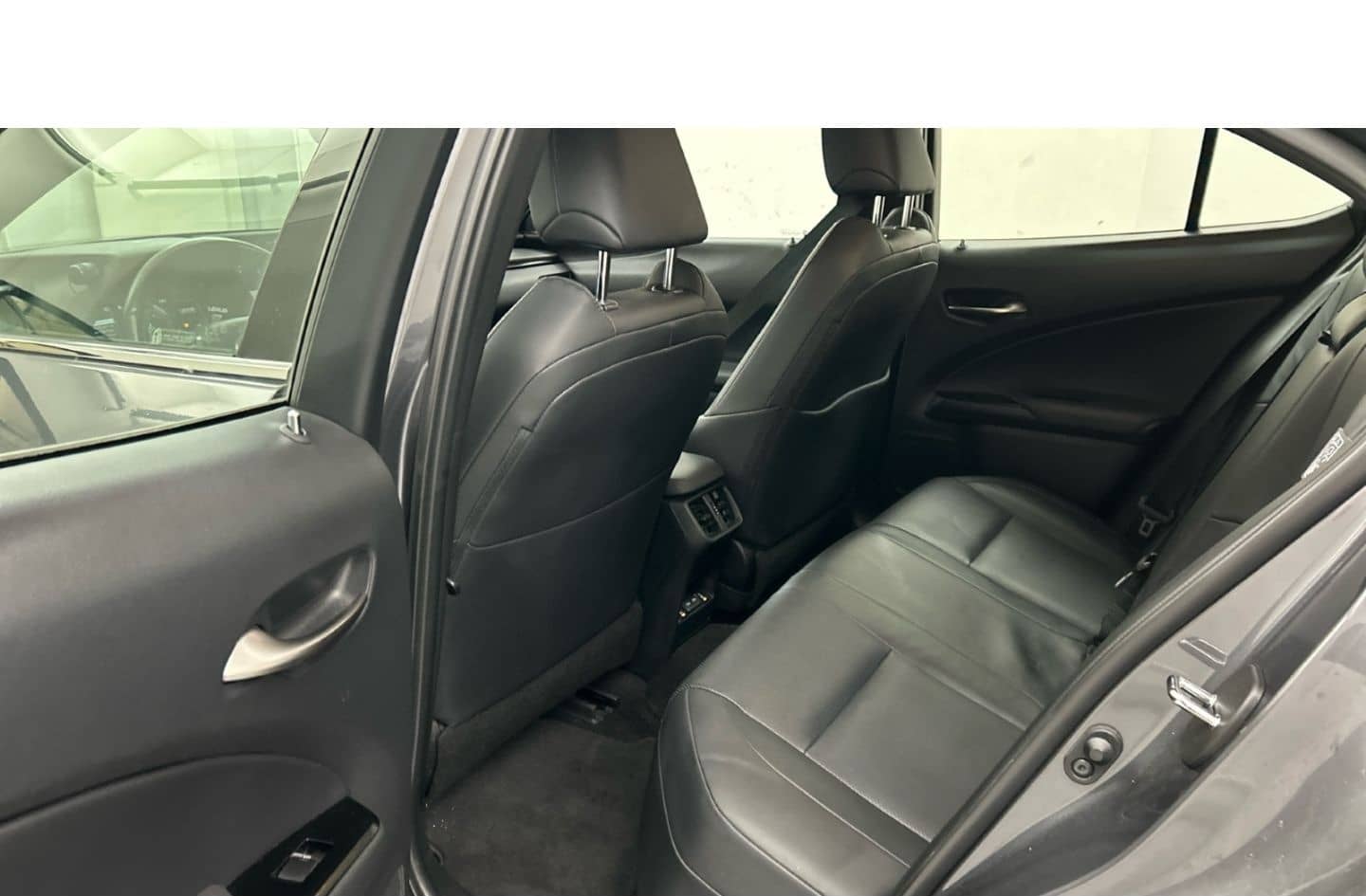 Lexus UX 300e Luxury Line 360 Grad Kamera Mark Levinso foto 17