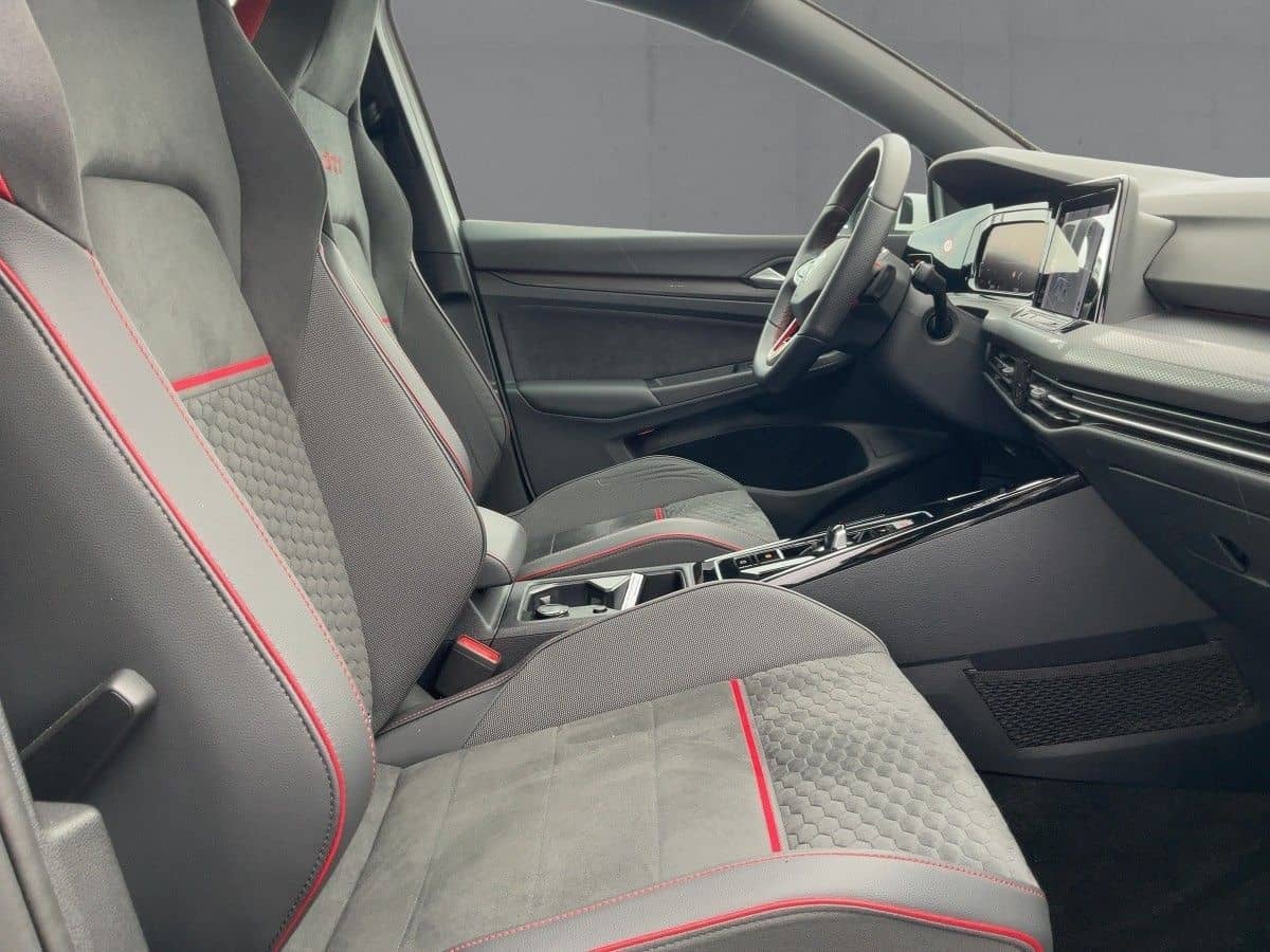 Volkswagen Golf VIII GTI Clubsport MATRIX+NAVI+PANO+ACC+APP foto 12