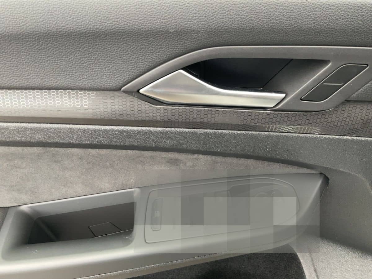 Volkswagen Golf VIII GTI Clubsport MATRIX+NAVI+PANO+ACC+APP foto 16