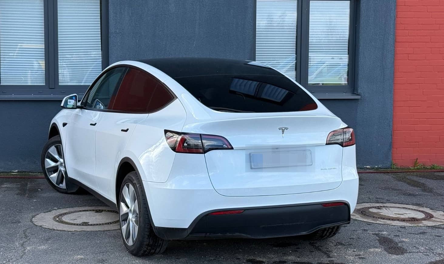 Tesla Model Y | Long Range AWD | NEU TüV |  SOH 93% foto 4