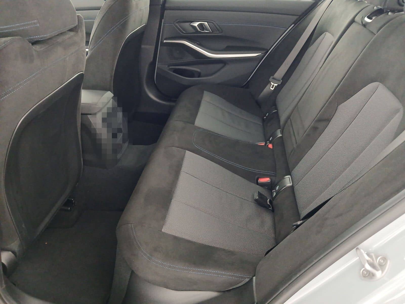 BMW 318i Limousine M Sport Navi AHK Kamera Alarm foto 11