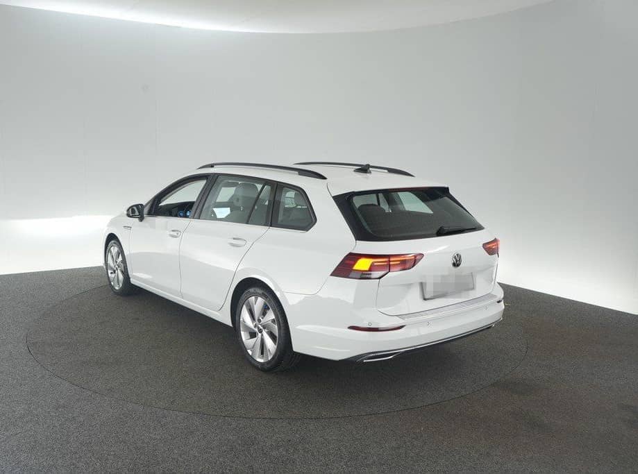 Volkswagen Golf VIII Variant 2.0 TDI DSG Style ACC Navi foto 8