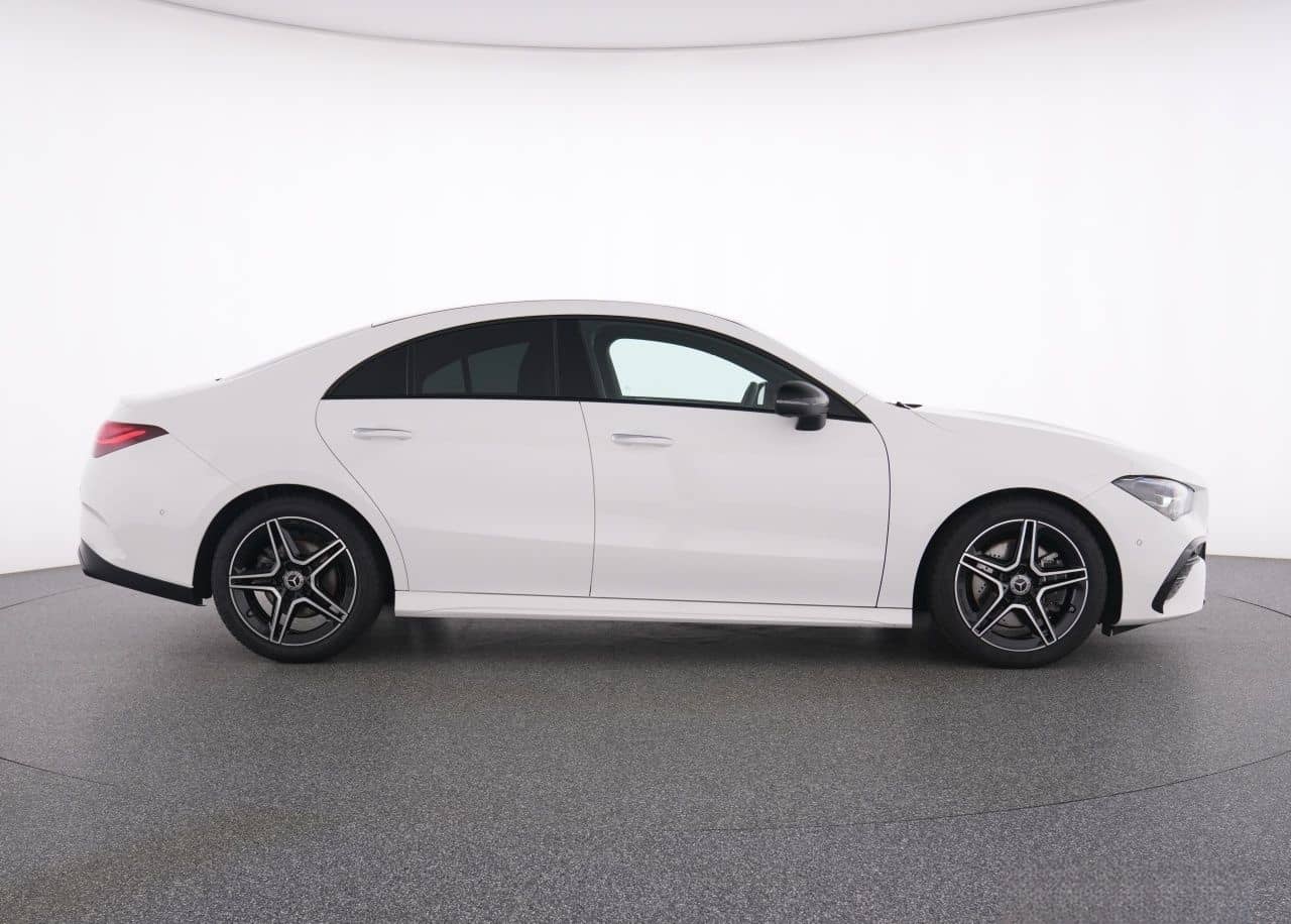 Mercedes-Benz CLA 200 AMG+MBUX+Night+KeylGo+LED+Totw+RFK+Ambi+ foto 12