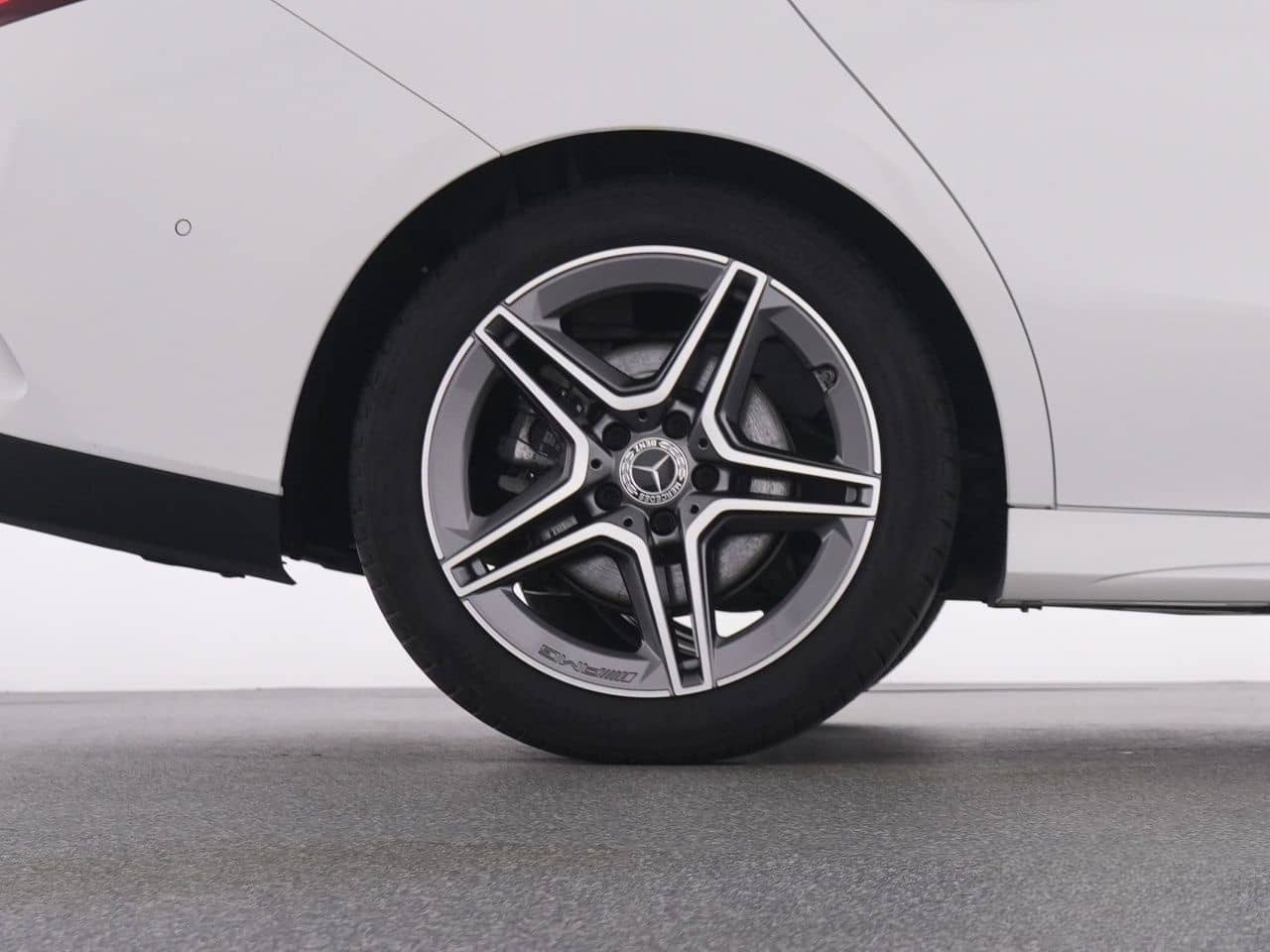 Mercedes-Benz CLA 200 AMG+LED-HP+KeylGo+Kamera+Totw+Sound+PTS+ foto 23