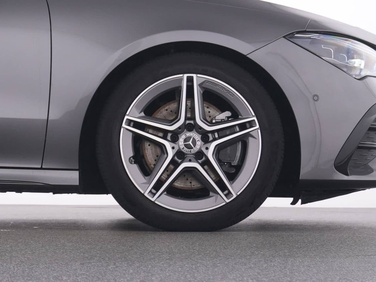 Mercedes-Benz CLA 200 d SB AMG+MBUX+MBeam+Pano+Burm+KeylGo+RFK foto 22