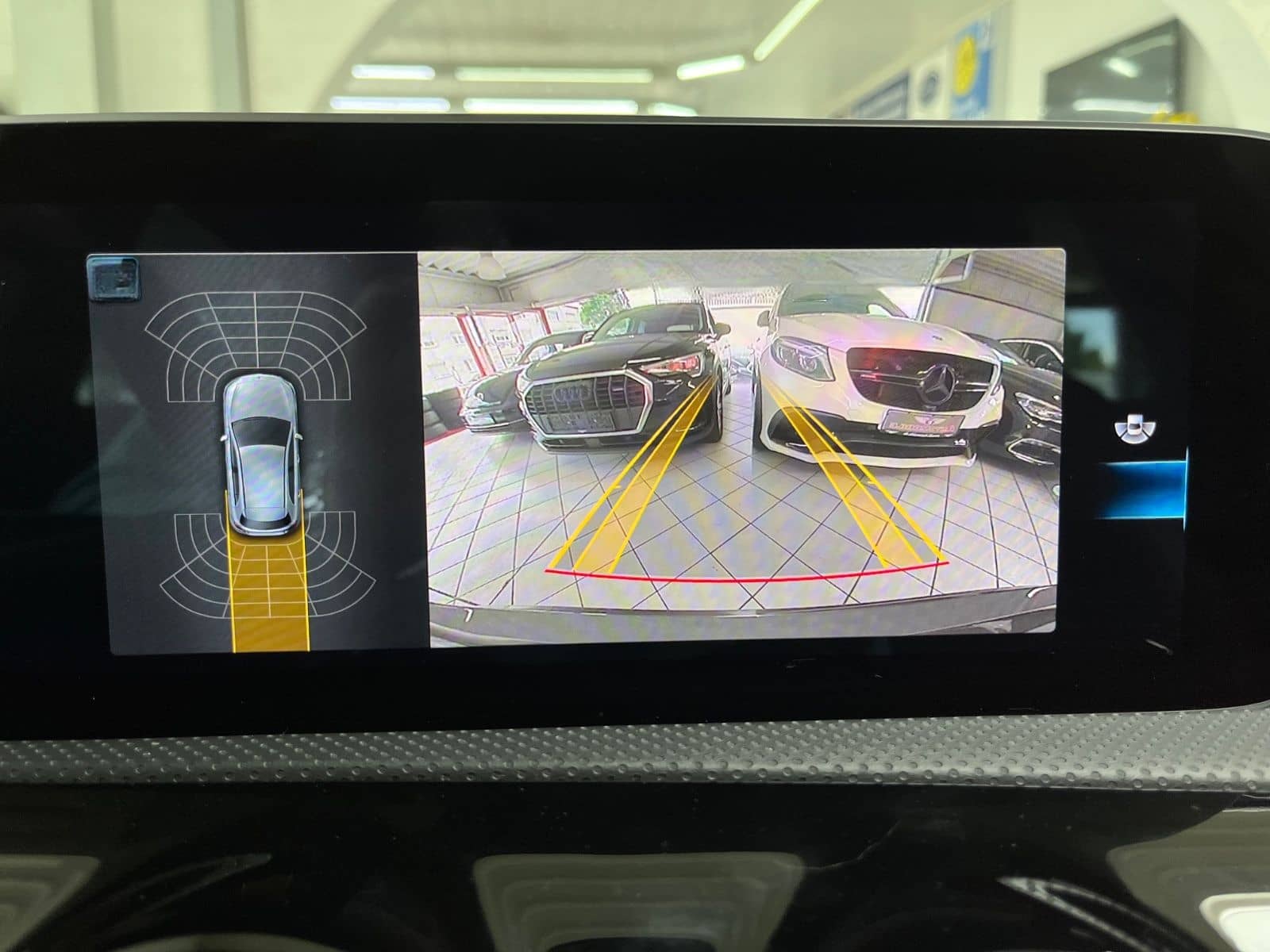 Mercedes-Benz A 200 Edition19 KEYLESS LED NAVI AMBIENTE KAMERA foto 19