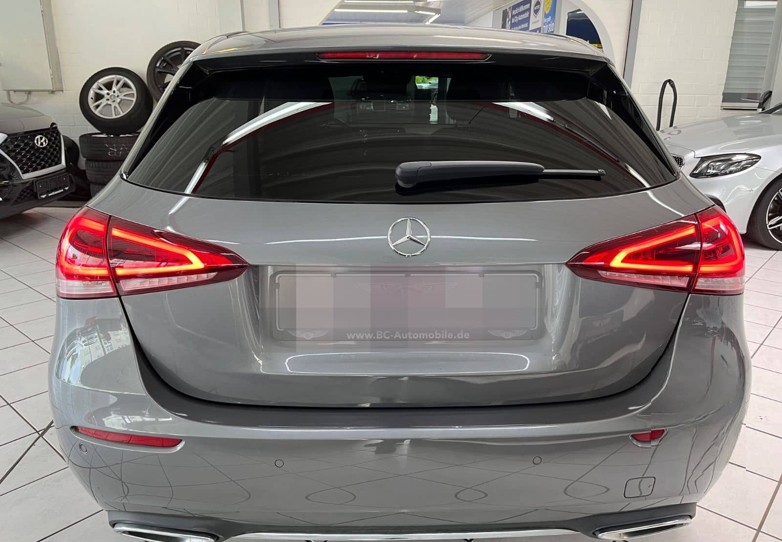 Mercedes-Benz A 200 Edition19 KEYLESS LED NAVI AMBIENTE KAMERA foto 6