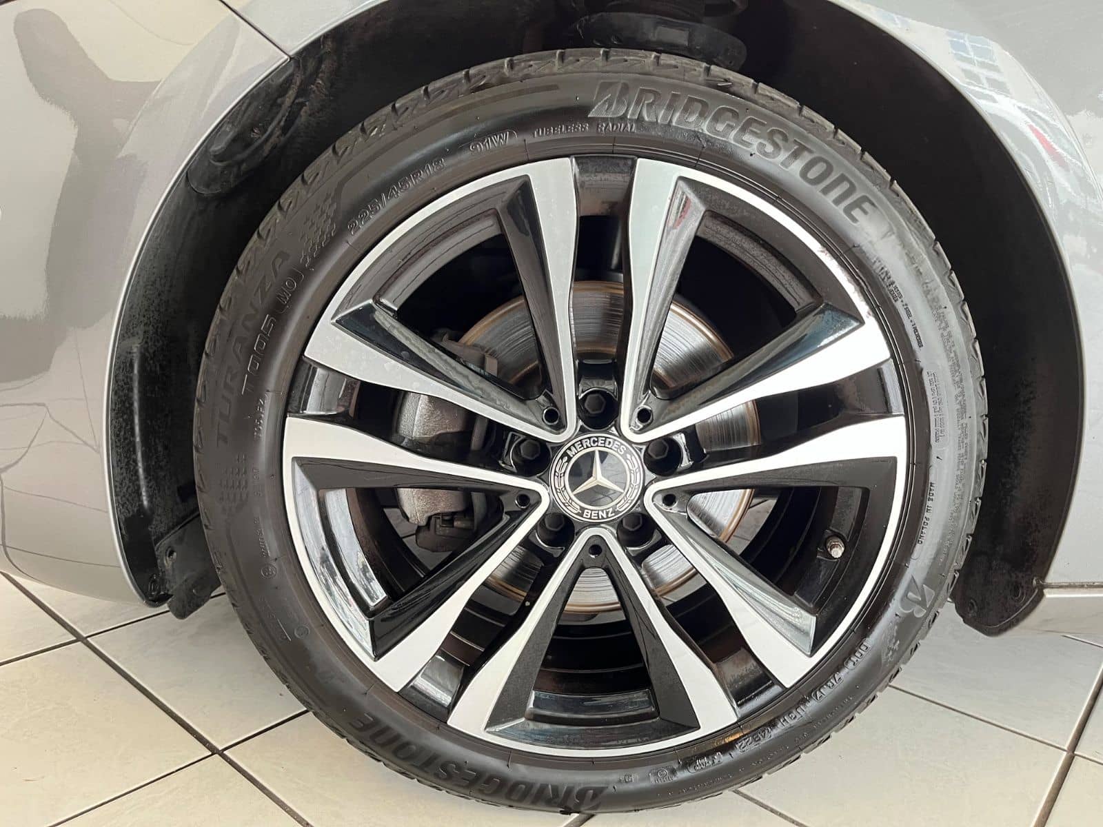 Mercedes-Benz A 200 Edition19 KEYLESS LED NAVI AMBIENTE KAMERA foto 9