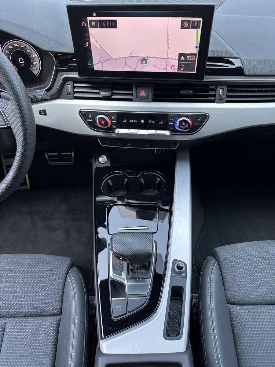 Audi A4 Avant 40 TDI S-Line NAV+LED+AHK+PANORAMA+B&O  foto 13