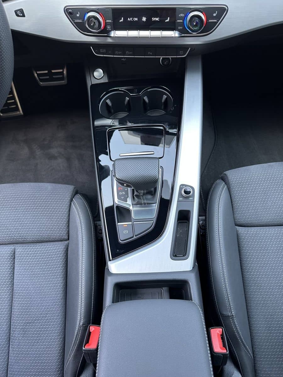 Audi A4 Avant 40 TDI S-Line NAV+LED+AHK+PANORAMA+B&O  foto 14