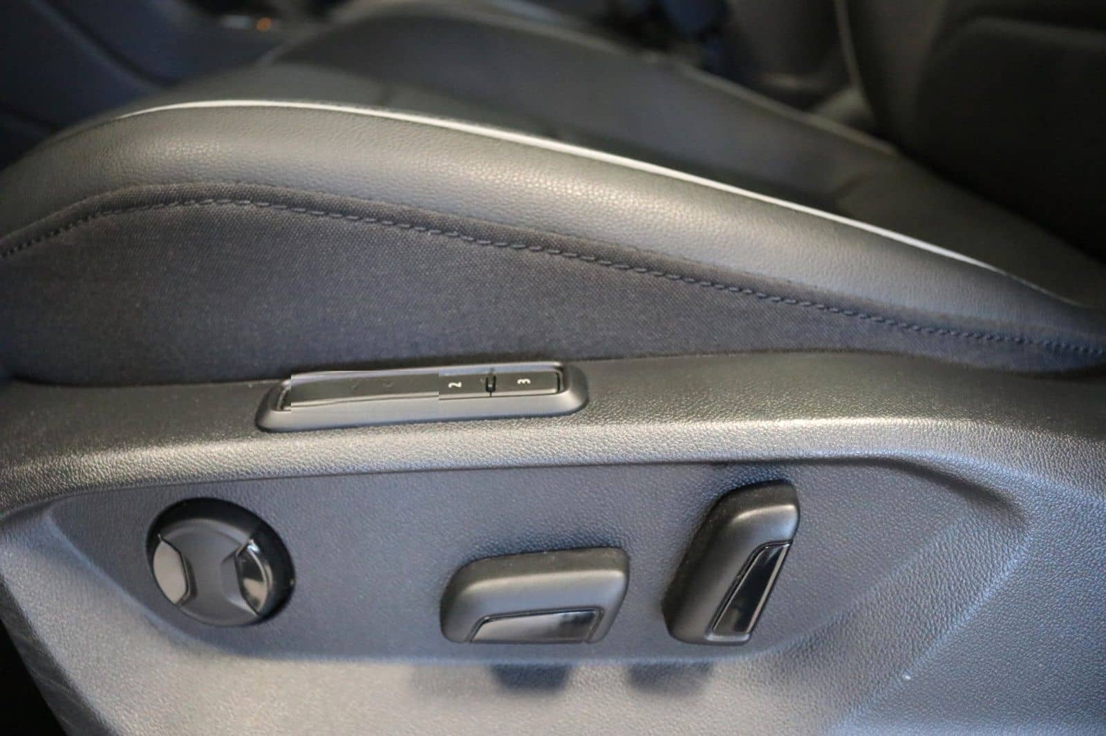 Volkswagen Tiguan Allspace DCC STHZ 360° HUD Memory Matrix foto 17