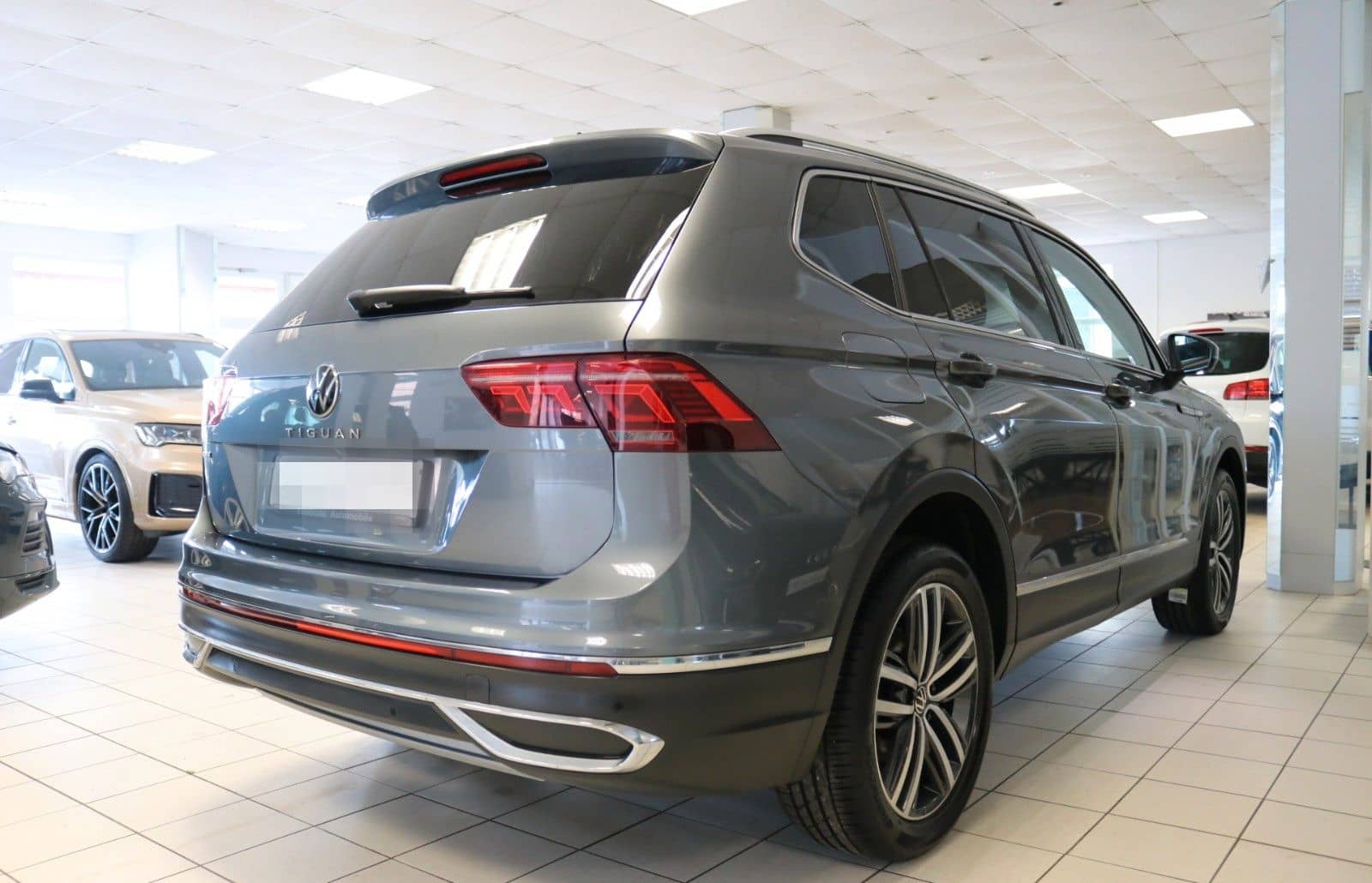 Volkswagen Tiguan Allspace DCC STHZ 360° HUD Memory Matrix foto 9