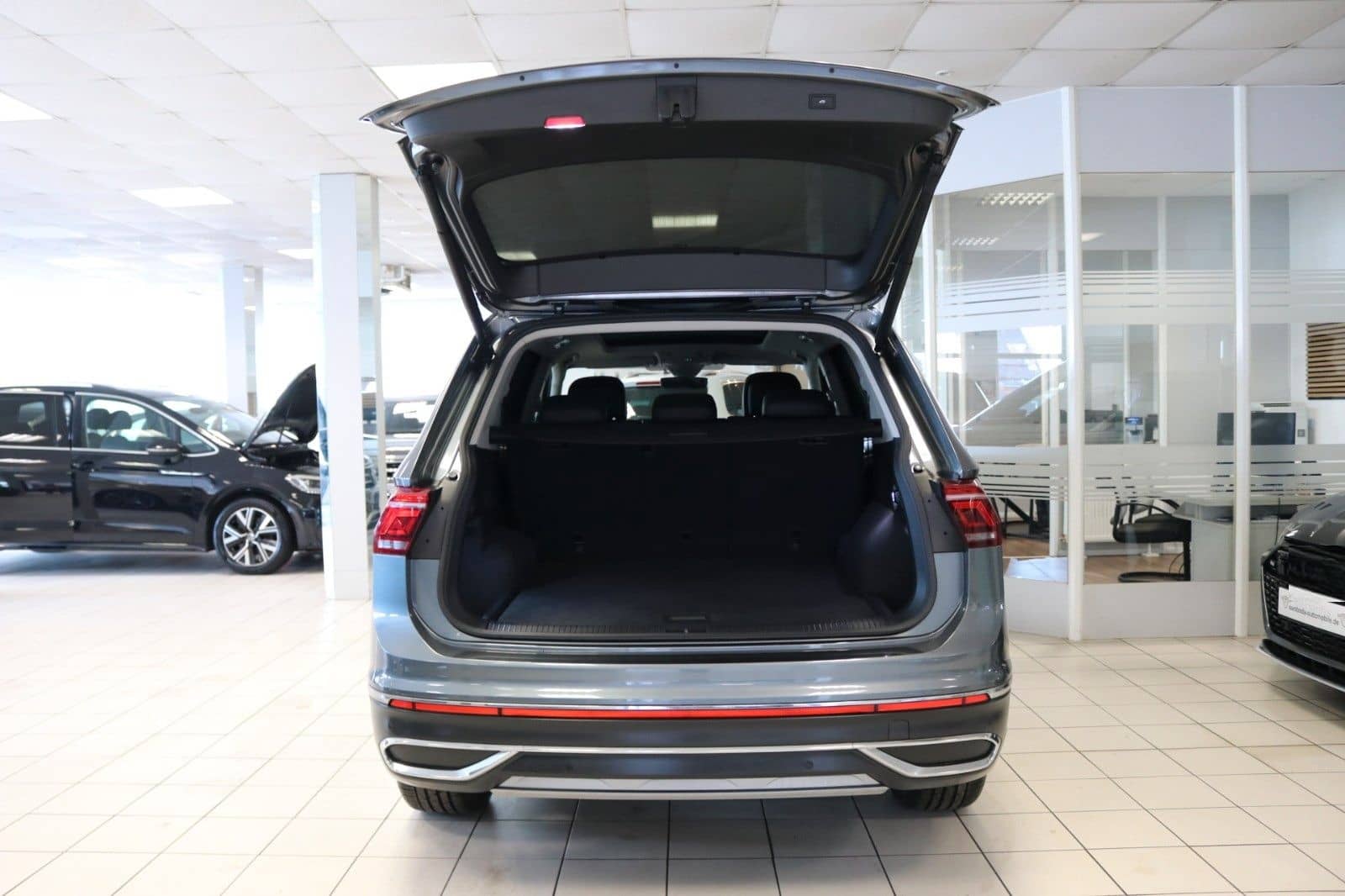 Volkswagen Tiguan Allspace DCC STHZ 360° HUD Memory Matrix foto 10