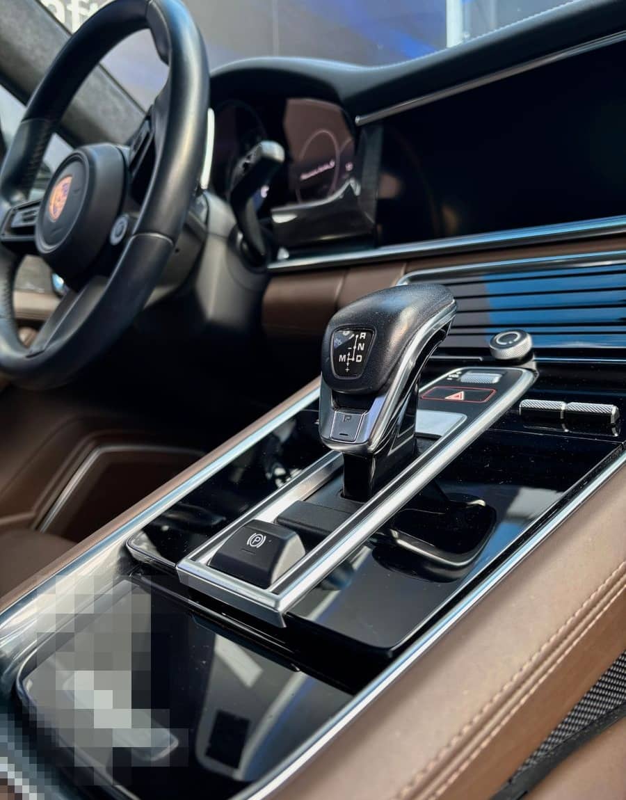 Porsche Panamera Turbo S-Vollausstattung foto 18