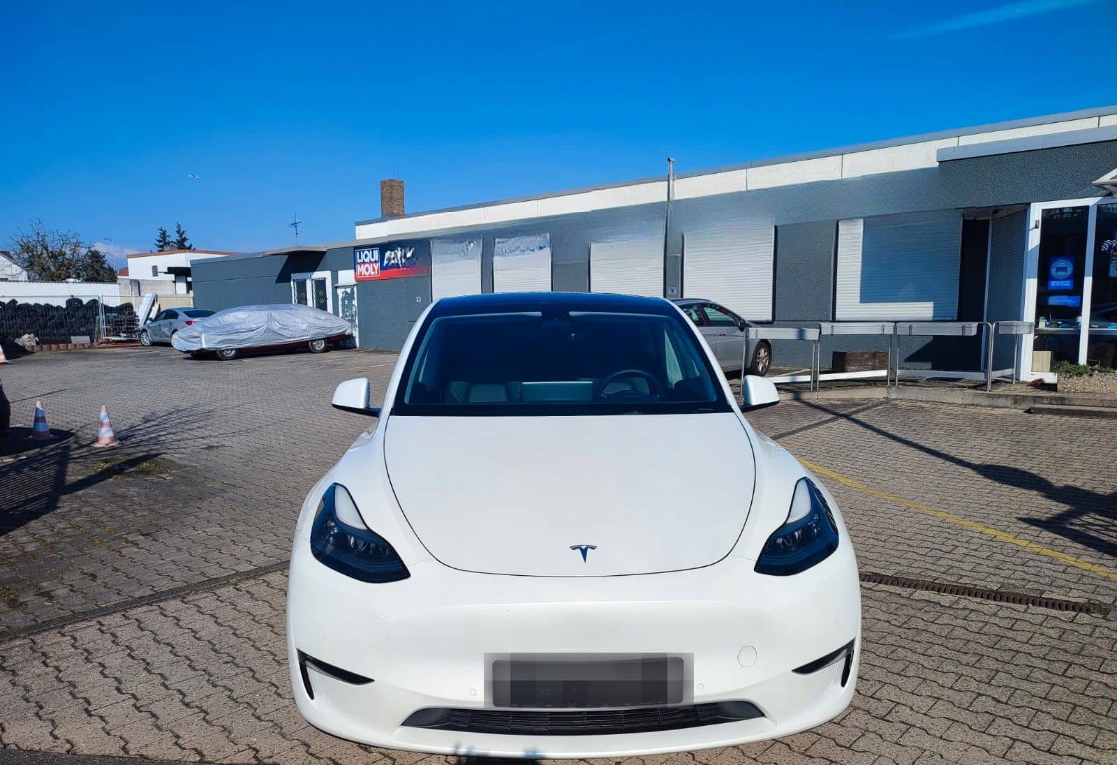 Tesla Model Y "AHK" Long Range Dual AWD foto 4