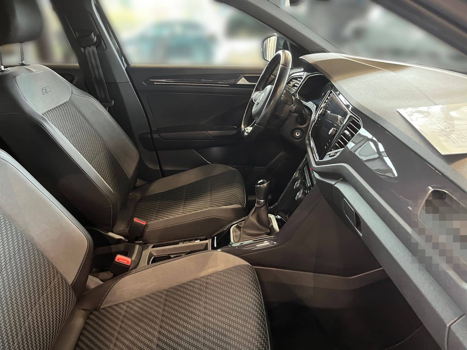 Volkswagen T-Roc 1.5 TSI R Line+Navi+LED+SHZ+Spiegel Paket foto 11